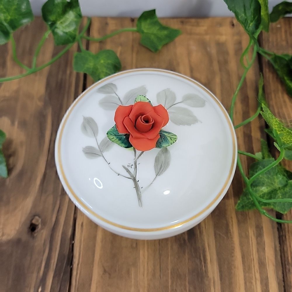 Limoges. Vintage. Chamart. France. Hand Painted. JewelryTrinket Porcelain Design